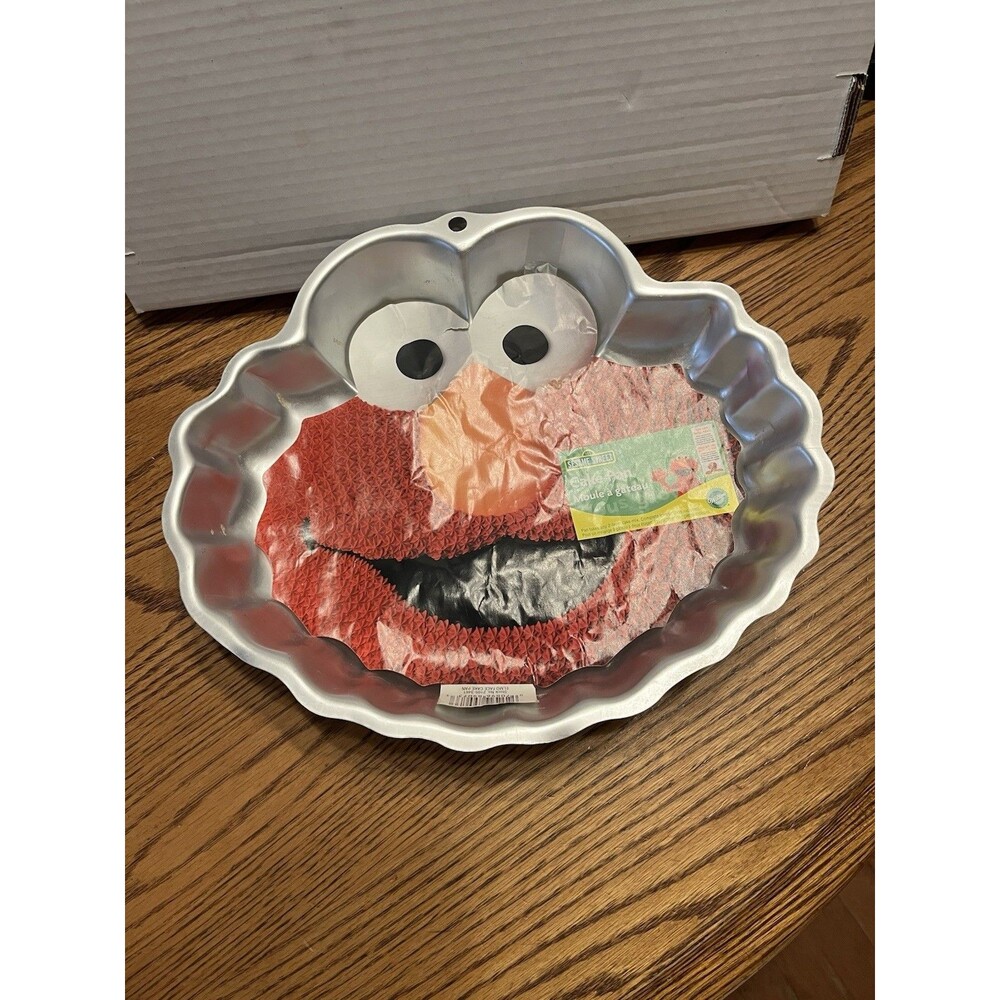 Wilton Sesame Street Workshop ELMO 2105-3461 Baking Cake Pan Mold Vintage 2002